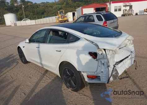 2020 Tesla Model 3 Standard Range Plus Rear-Wheel Drive/Standard Range Rear-Wheel Drive z USA, uszkodzony, nr VIN 5YJ3E1EA9LF659822